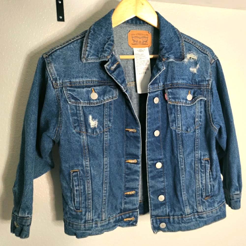 Levis boys jean jacket size 10-12 years